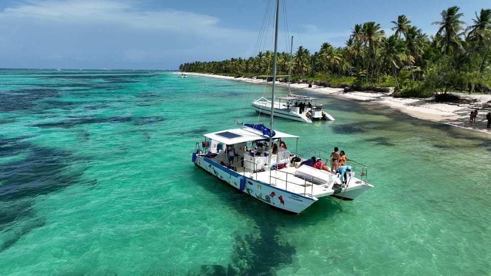 Punta Cana Private Catamaran (Medium Group) - Image 2
