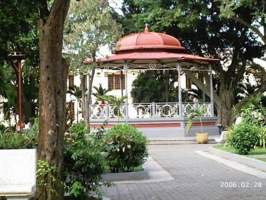 SANTIAGO: Discover the Heart of the City - Image 6