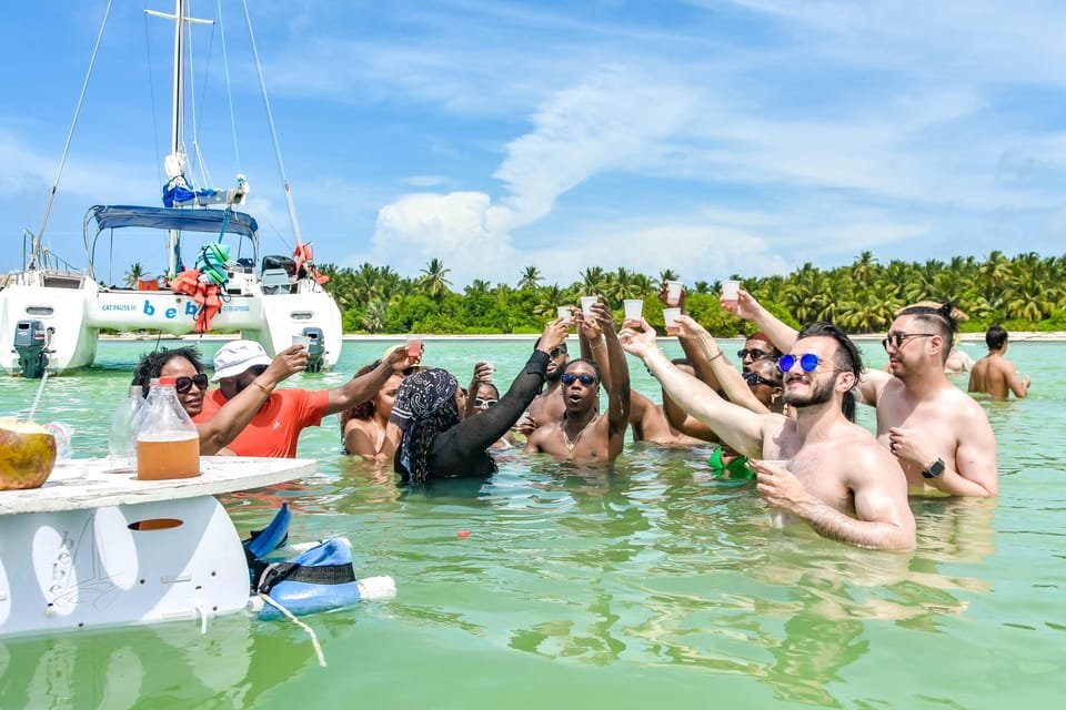 Punta Cana Private Catamaran (Medium Group) - Image 8
