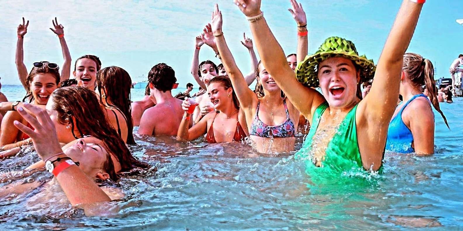 Party Boat Booze Cruise with Snorkling - Image 5